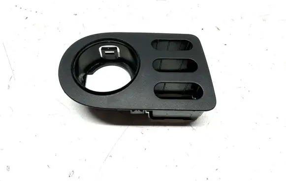 Nissan Qashqai Other center console (tunnel) element 96912JD61A