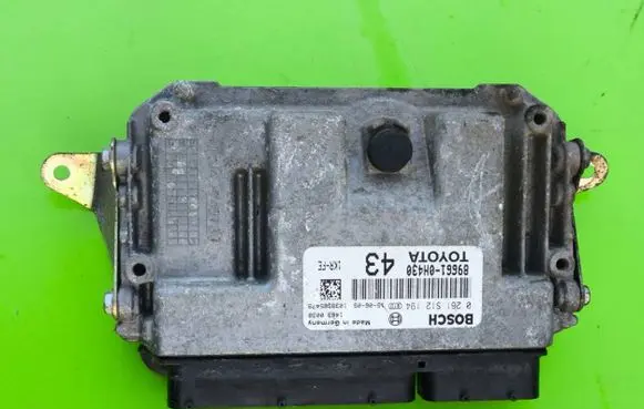 Toyota Aygo AB40 Engine control unit/module 0261S12194 896610H430 1039S85479