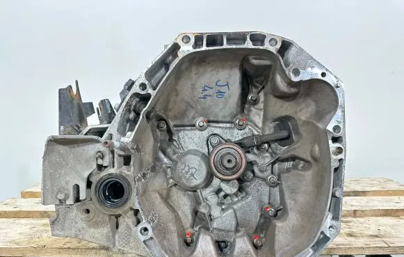 Nissan NV200 Manual 5 speed gearbox 8201158915 32010BJ90E JRQ