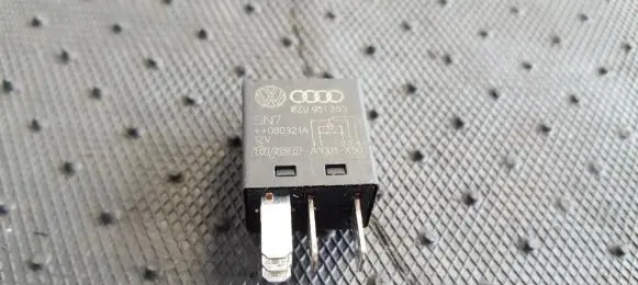 Audi A2 Other relay 8Z0951253 A1001-X50 8Z0951253A1001-X50