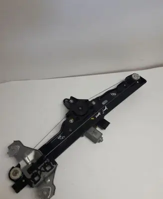 Renault Kadjar Front door window regulator with motor 807208178R