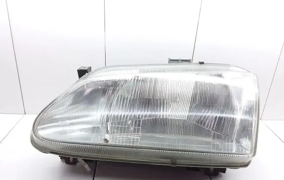 Renault Megane I Headlight/headlamp 7701672734 7700831462M