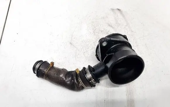 Air intake hose/pipe