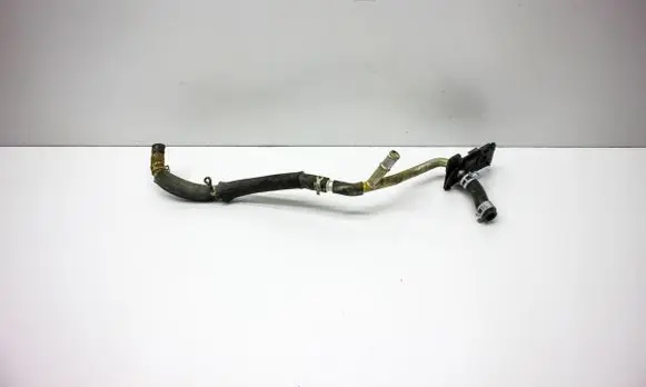 Engine coolant pipe/hose