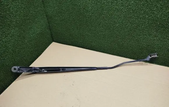 Volkswagen Crafter Front wiper blade arm 7C1955410A