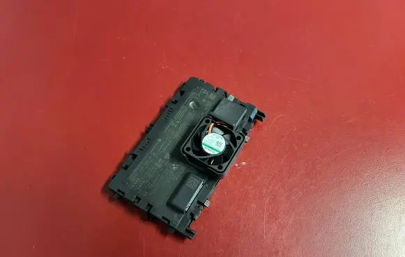 BMW X1 U11 Wireless charging module 5A623B0 84105A623B0