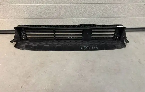 Nissan Qashqai J12 Intercooler air channel guide 214216UA0AKPD199 214216UA1A