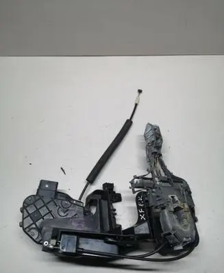 Jaguar XF X250 Front door lock 8X23203A29BD 962025103 250408