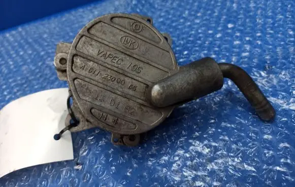 Vacuum pump