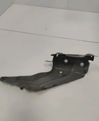 Audi Q5 SQ5 Fender mounting bracket 80A821135A