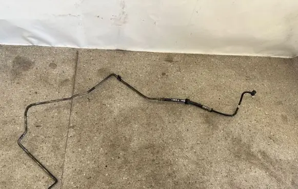 Mercedes-Benz SLK R172 Gearbox oil cooler pipe/hose A1725280324