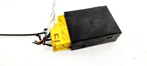 BMW 7 E38 Immobilizer control unit/module 61358362277 61.35-8362277
