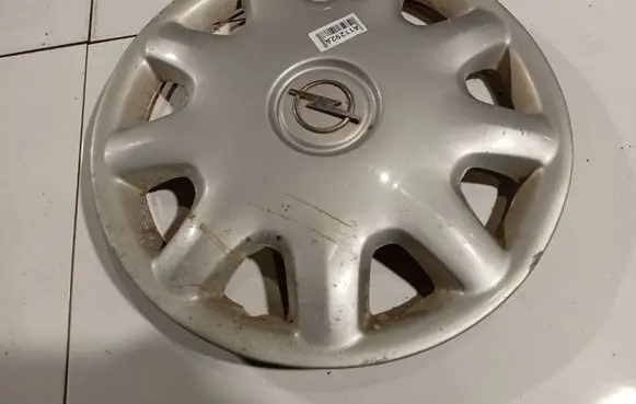 Opel Astra G R15 wheel hub/cap/trim 000046878
