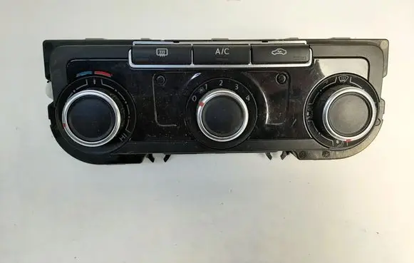 Volkswagen Jetta VI Interior fan control switch 5HB01129200