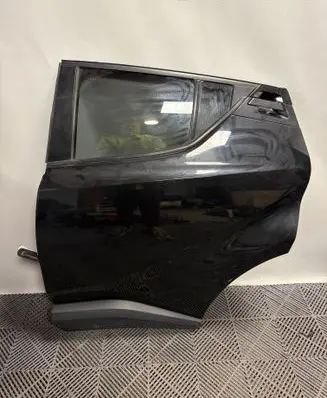 Toyota C-HR I Rear door 