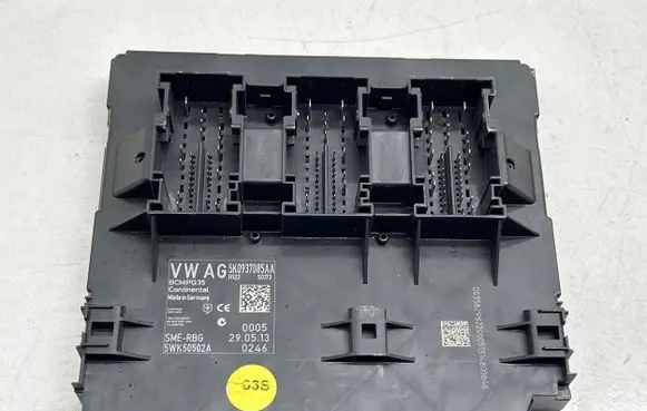 Renault Megane III Comfort/convenience module 5K0937085AA 5WK50254 5WK50502A