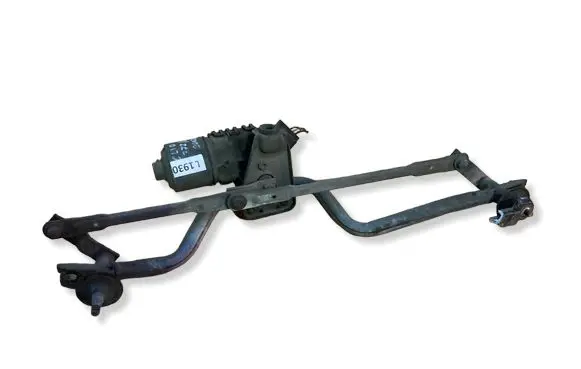 Renault Clio II Front wiper linkage and motor 