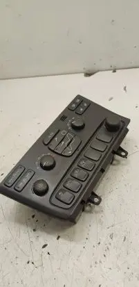 Volvo V70 Climate control unit