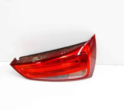 Audi A1 Tailgate rear/tail lights 8X0945094D