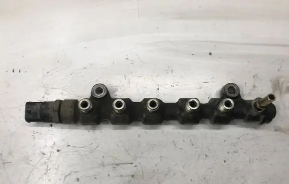 Opel Movano A Fuel main line pipe 8200378703 H148037 0445214079