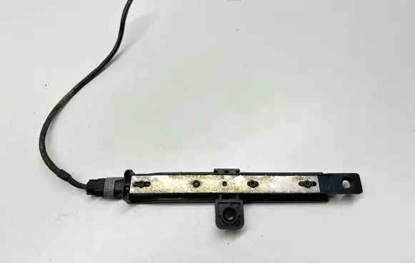 BMW 5 E39 Sensor 7023905