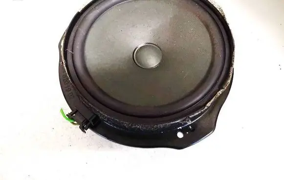 Mercedes-Benz C AMG W204 Front door speaker a2048201902