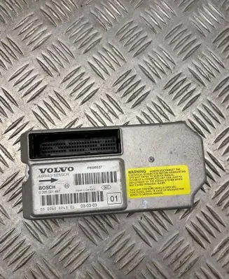 Volvo XC90 Airbag control unit/module 0285001447 P8696027