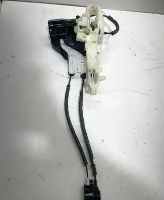 KIA Sorento Front door lock