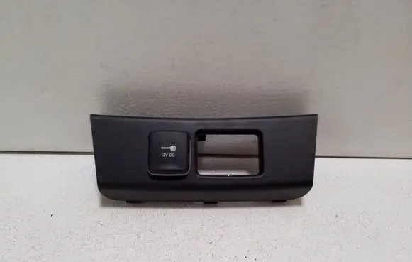 Fiat Tipo 12 V Socket (front) 
