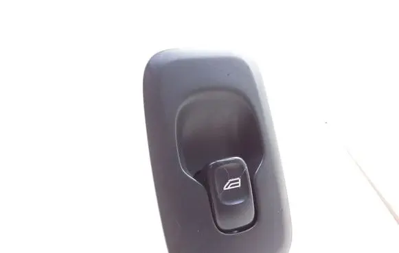 Volvo XC90 Electric window control switch 30658696 8650072