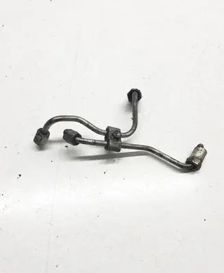 Fuel injector supply line/pipe