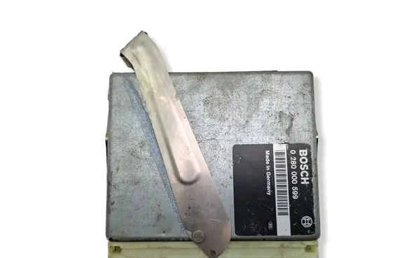 Volvo 850 Engine control unit/module 0280000599 P01367760 1T28S1989