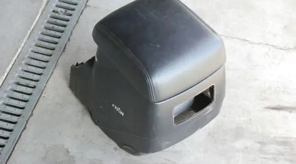 Mitsubishi Pajero Armrest 170KM