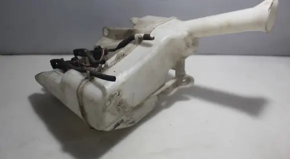 Toyota Aygo AB10 Windshield washer fluid reservoir/tank