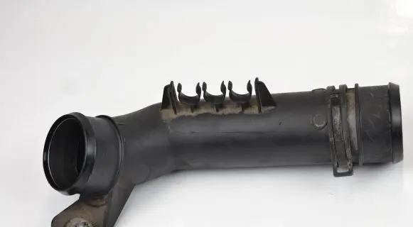 Volkswagen Golf Plus Intercooler hose/pipe 3C0145770B