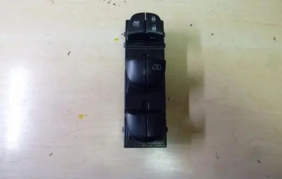 Nissan Juke I F15 Electric window control switch 254011KK5E I1369
