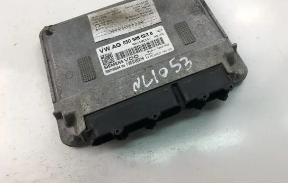 Volkswagen Fox Engine control unit/module ECU 03D906023B