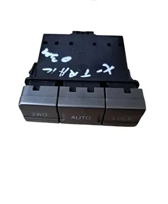 Nissan X-Trail T30 Differential lock switch 
