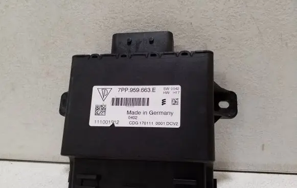 Volkswagen Touareg II Other control units/modules 7PP959663E