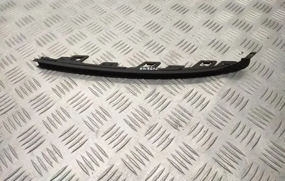 Front bumper splitter molding