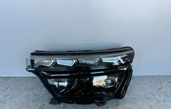 Skoda Kamiq Headlight/headlamp 0021377709 658941015B 10PL10517