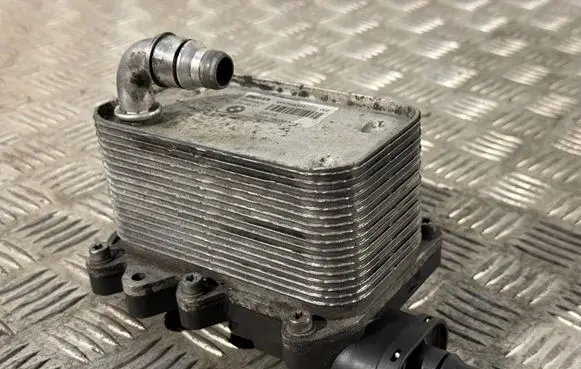 BMW 5 E60 E61 Transmission/gearbox oil cooler M3788001 32018 7803830