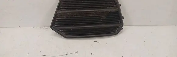 Audi Q3 8U Front bumper lower grill 8U0807681P