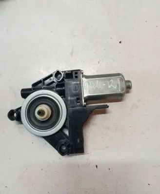 Volvo S60 Front door window regulator motor WR12718