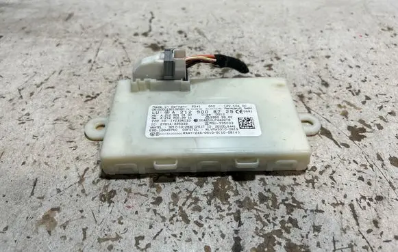 Mercedes-Benz A W176 Keyless (KESSY) go control unit/module A2129008729 A2129023911 A2129010107