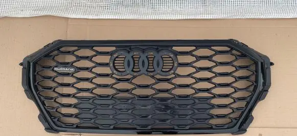 Audi Q3 F3 Front bumper upper radiator grill