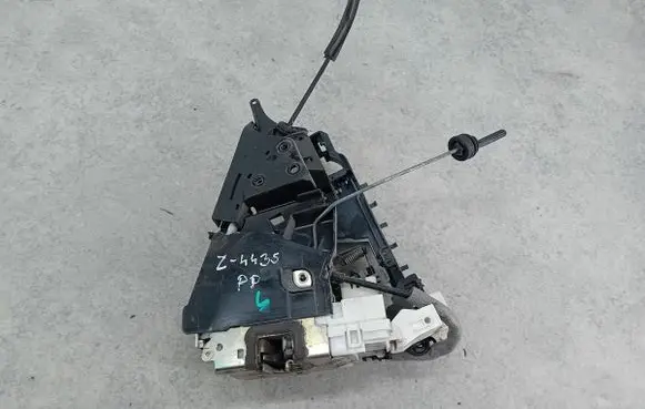 Mercedes-Benz A W169 Front door lock 1697202835