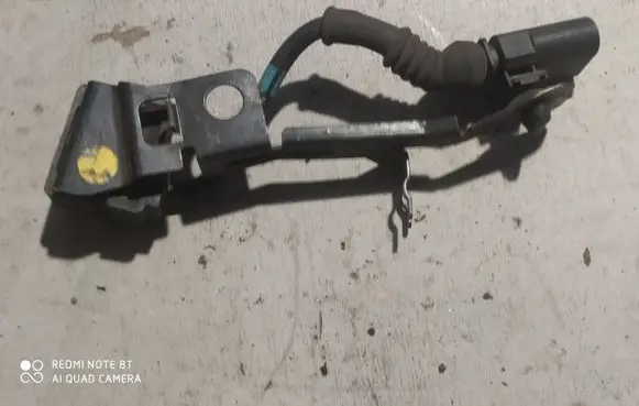Rear air suspension level height sensor