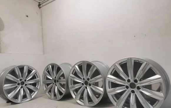 Audi A8 S8 D4 4H R20 alloy rim 4H0601025