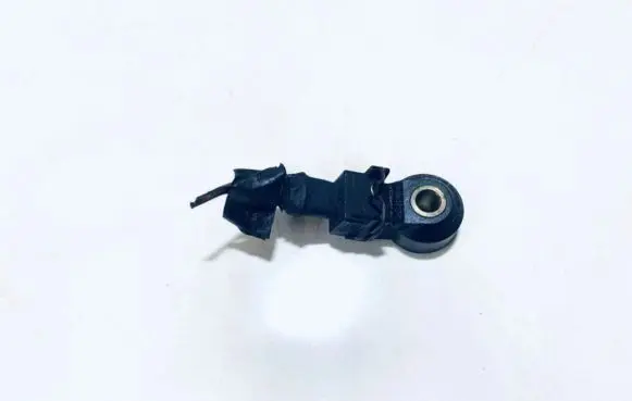 Volvo 850 Detonation knock sensor 0261231046
